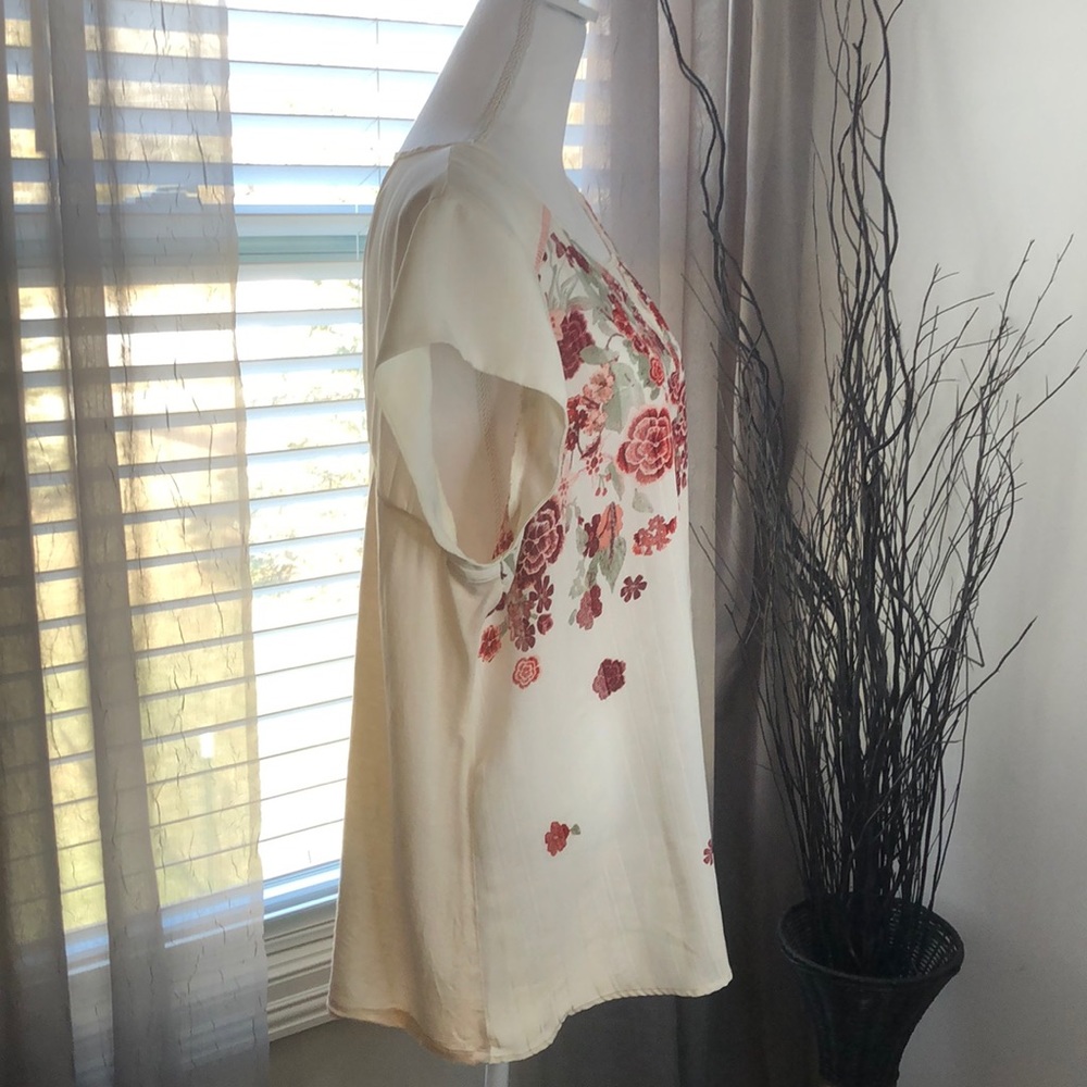 Maurices Womens Shirt. SZ 2X. - Picture 3 of 8